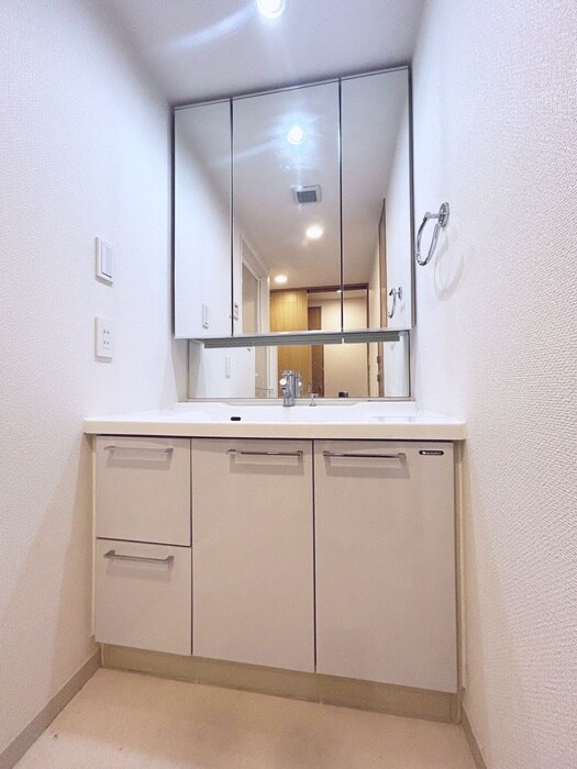 グランダジュール千葉みなとの物件内観写真