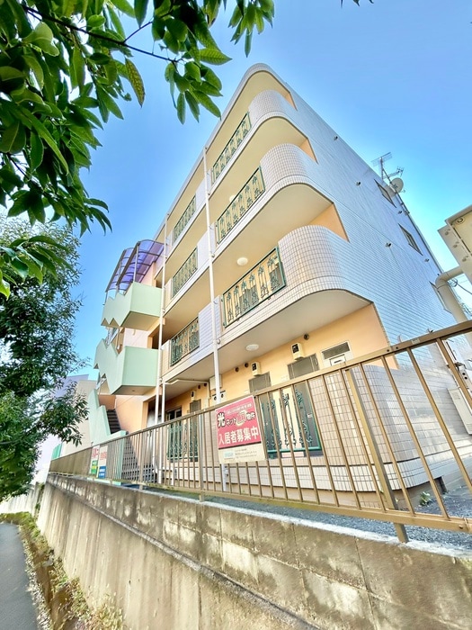 ルピナス１の物件外観写真