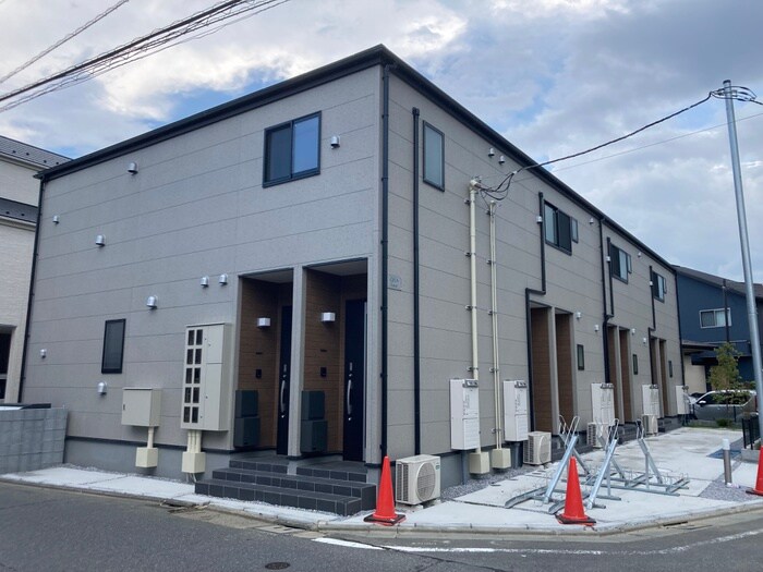 リーブルファイン足立南花畑の物件外観写真