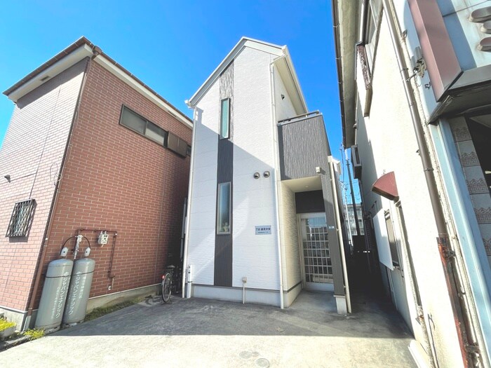 ＴＭ鶴見中央の物件外観写真