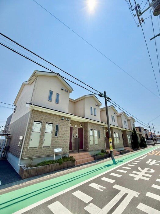 アムールセンタービレッジⅡの物件外観写真