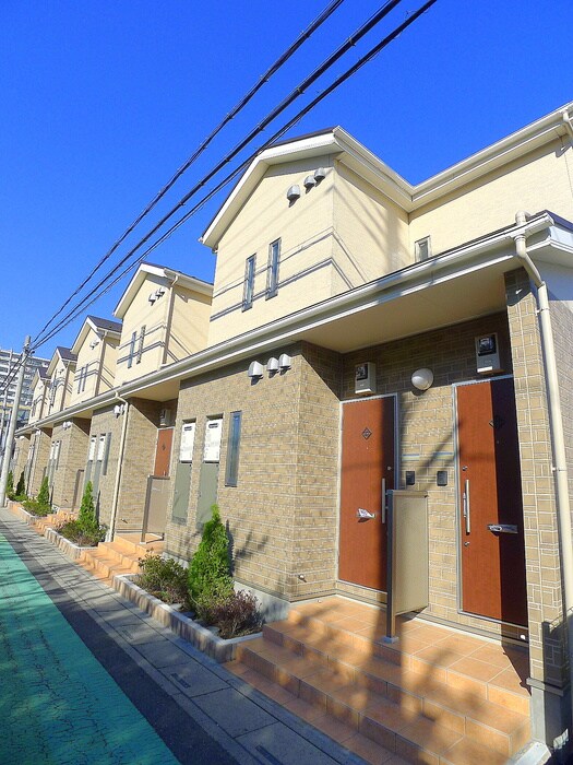 アムールセンタービレッジⅡの物件外観写真