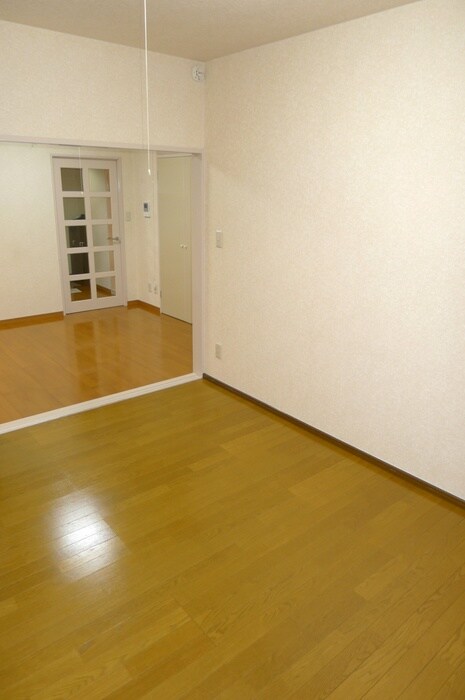 リバ－サイドマキバの物件内観写真