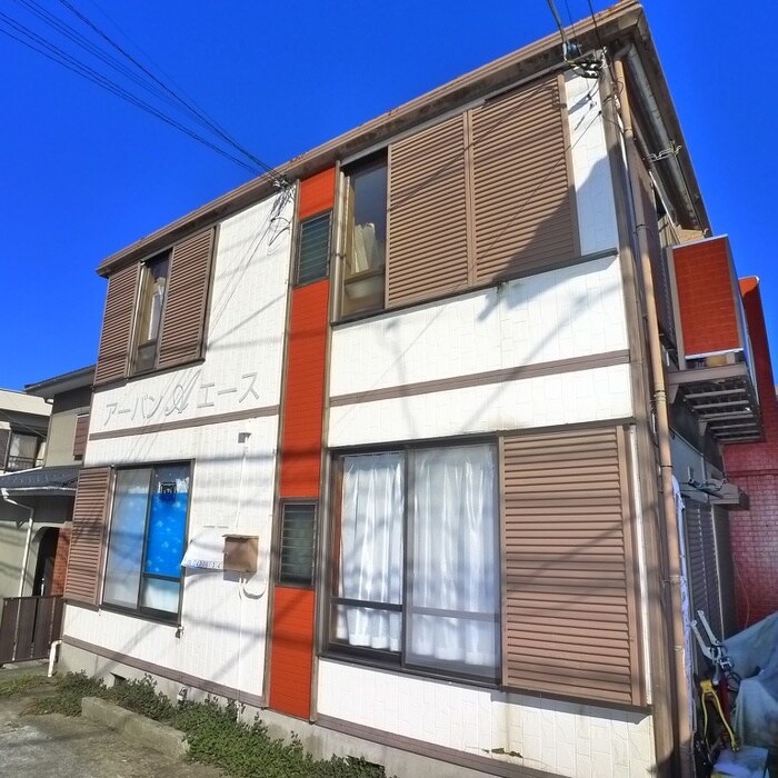 ア－バンエ－スの物件外観写真