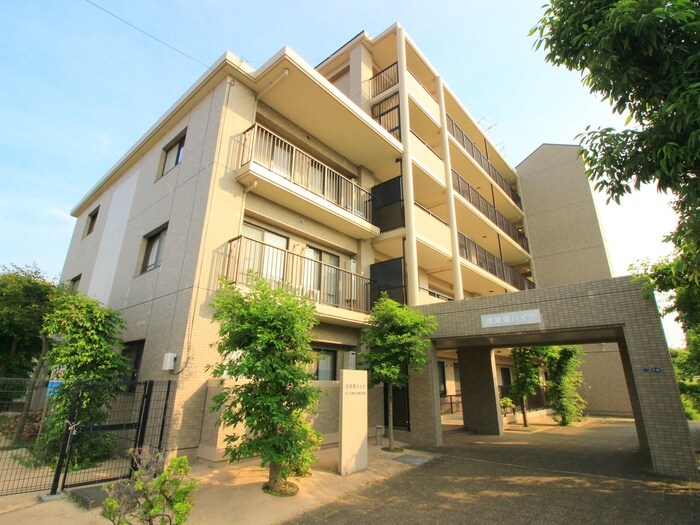 鴻巣東ハイツの物件外観写真