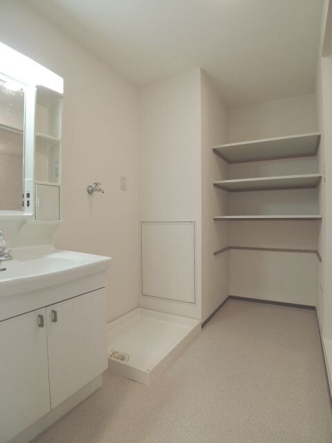 鴻巣東ハイツの物件内観写真