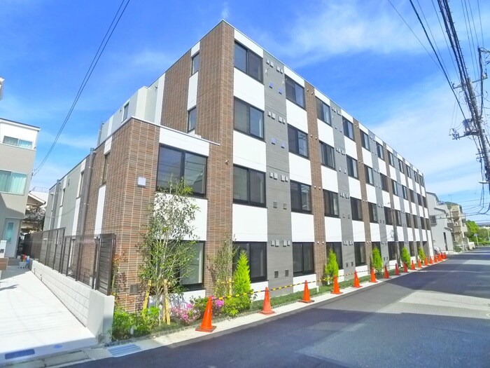 ラクラス南行徳の物件外観写真