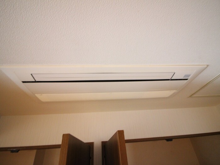 ラ・ポ－ル八番館の物件内観写真