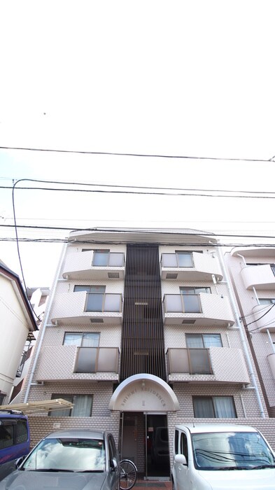 新美レジデンスⅡの物件外観写真