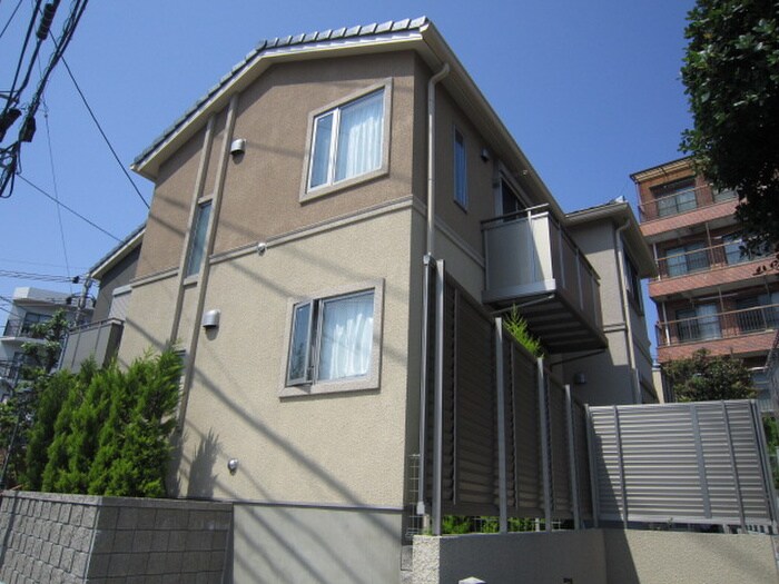 プレア－ドの物件外観写真