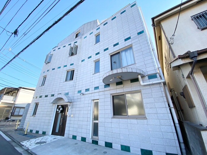 エレーナの物件外観写真