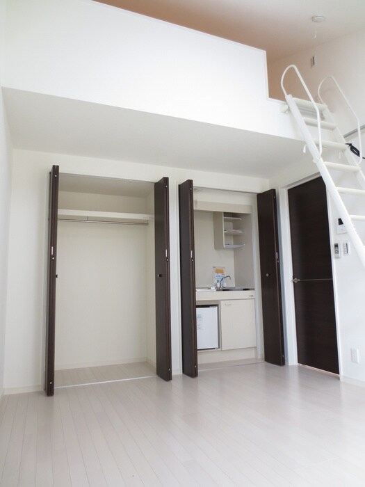 Maple Eastの物件内観写真