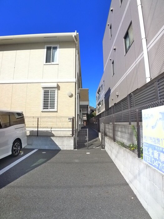 サンモールの物件外観写真