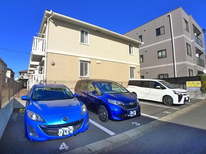 サンモールの物件外観写真