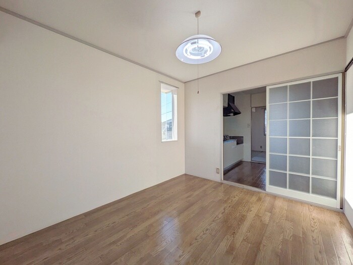 シズハイツサカエの物件内観写真