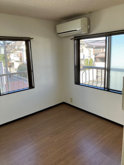 メゾンヤコウの物件内観写真