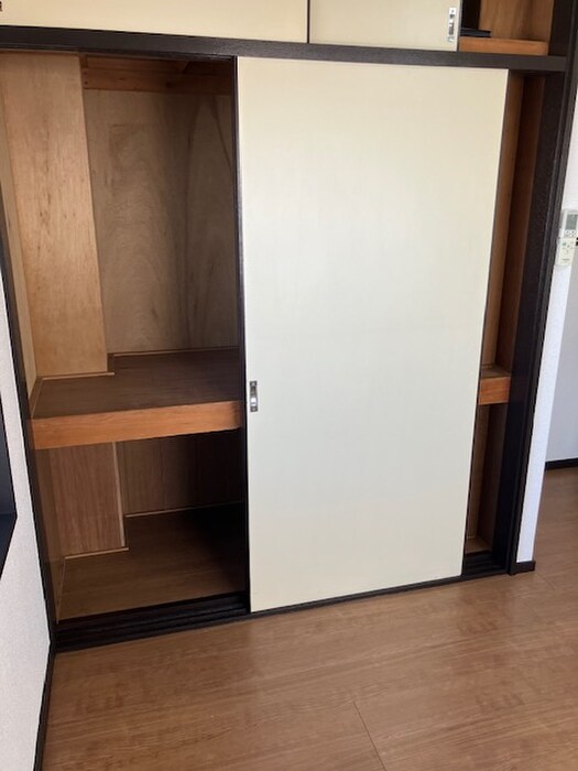 メゾンヤコウの物件内観写真