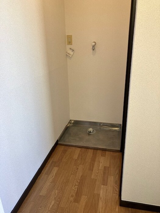 メゾンヤコウの物件内観写真