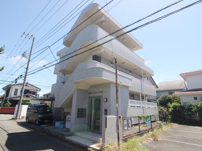 湘南エクセレントⅡの物件外観写真