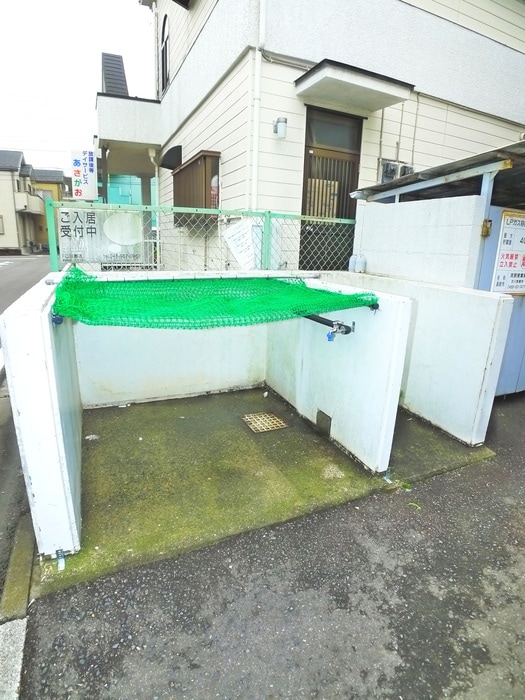 ルミネス早稲田の物件外観写真