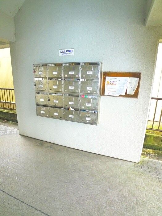 ルミネス早稲田の物件外観写真