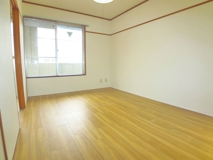 ルミネス早稲田の物件内観写真