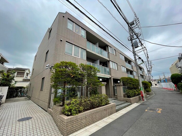 レジディア世田谷若林の物件外観写真