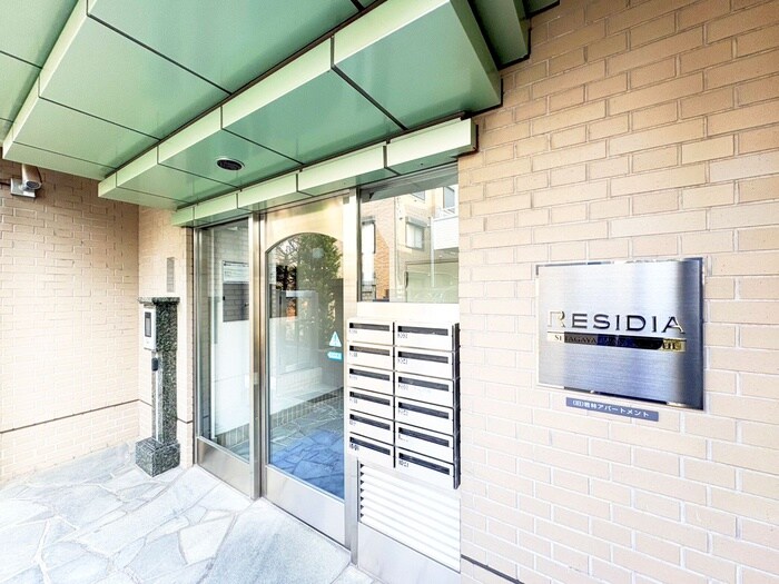 レジディア世田谷若林の物件外観写真