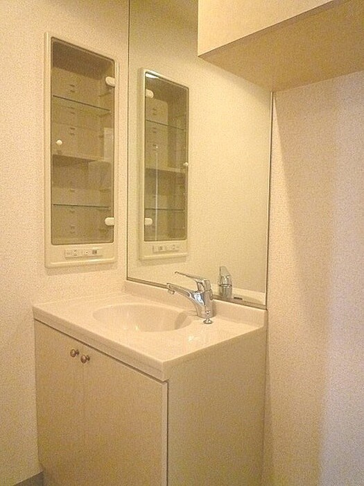 レジディア世田谷若林の物件内観写真