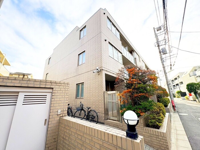 レジディア世田谷若林の物件外観写真