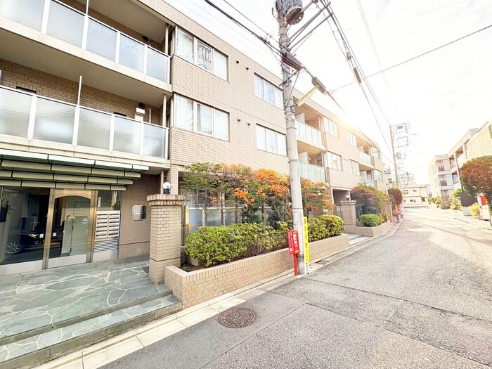 レジディア世田谷若林の物件外観写真