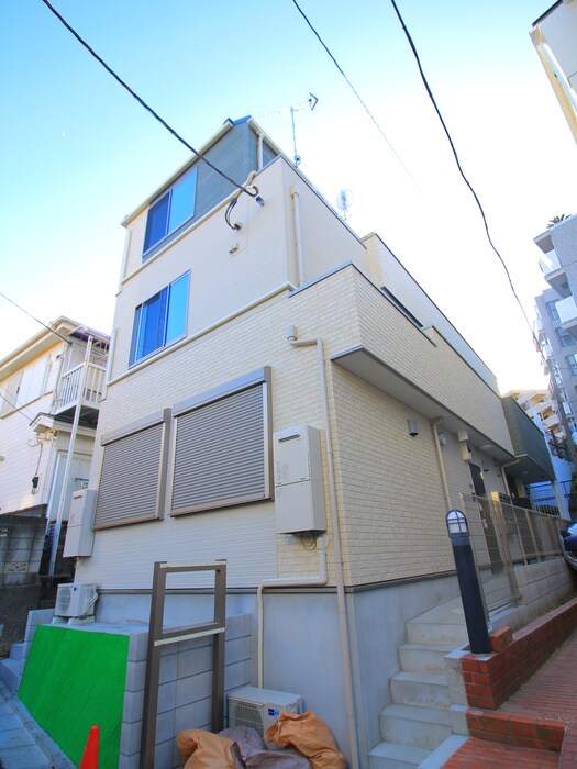 アムール板橋中台の物件外観写真