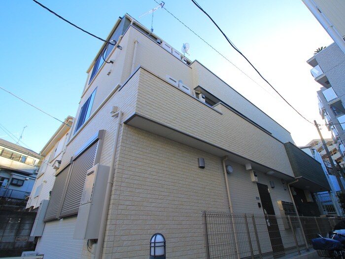 アムール板橋中台の物件外観写真