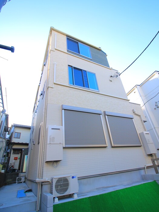 アムール板橋中台の物件外観写真