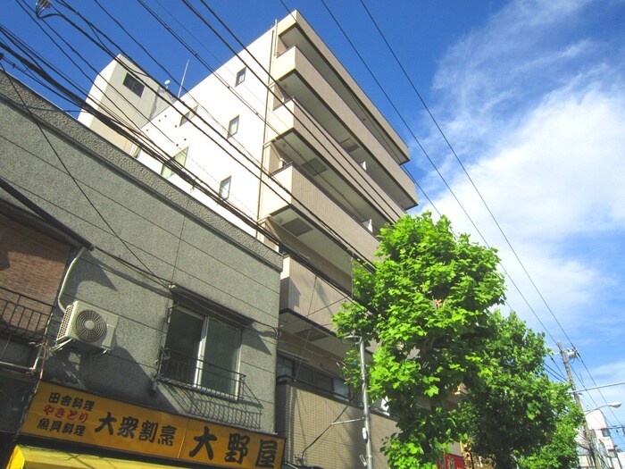 ルミナスの物件外観写真