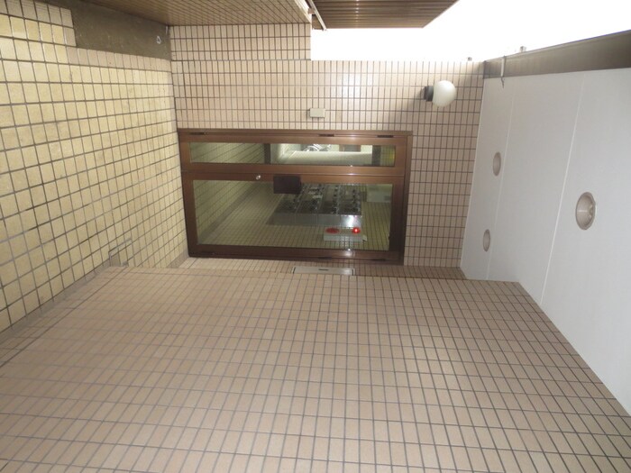 ルミナスの物件外観写真