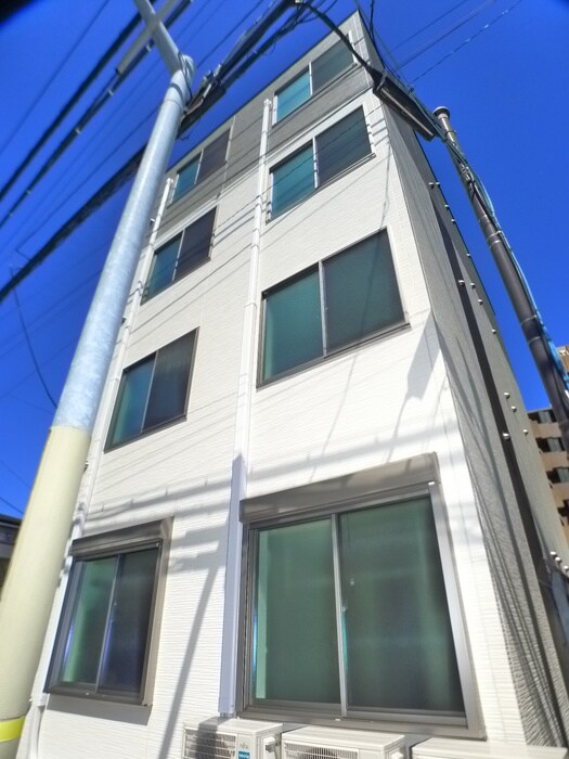 クレサージュ西新井の物件外観写真