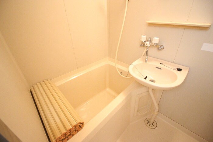 ＷＩＮ小谷田２の物件内観写真