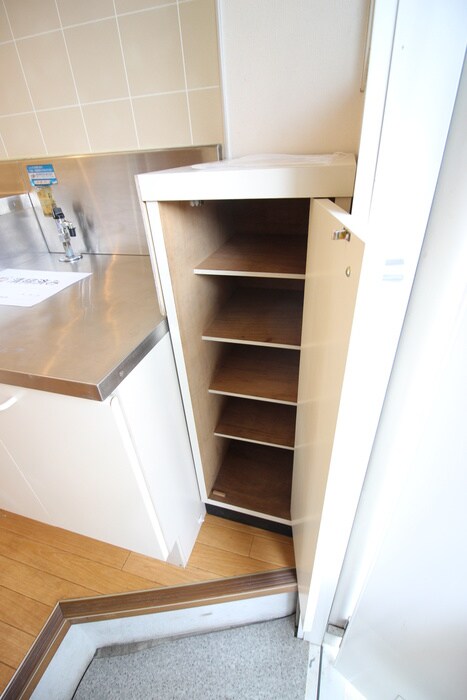 ＷＩＮ小谷田２の物件内観写真