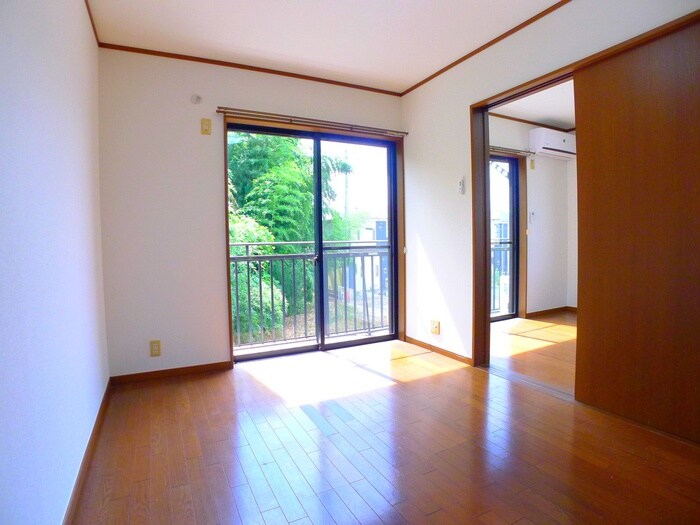 メゾン・ラフィーネⅡの物件内観写真