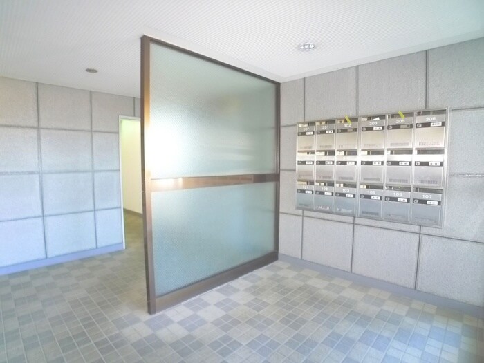 リバーサイド参番館の物件外観写真