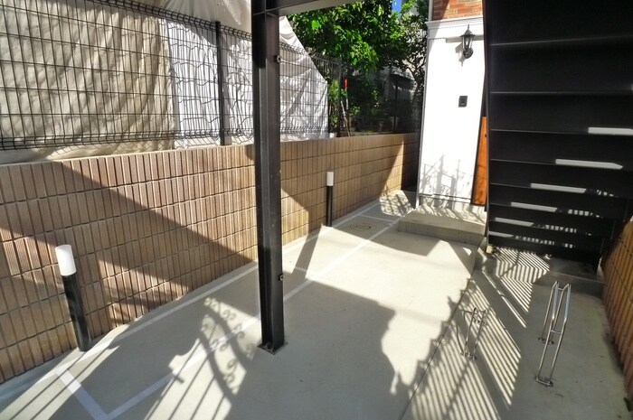 カーサ本八幡の物件外観写真