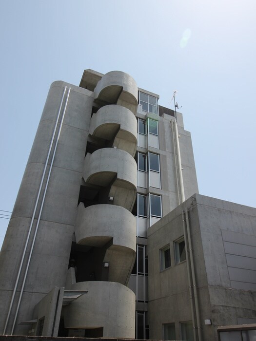 ハラスパジオ下北沢の物件外観写真