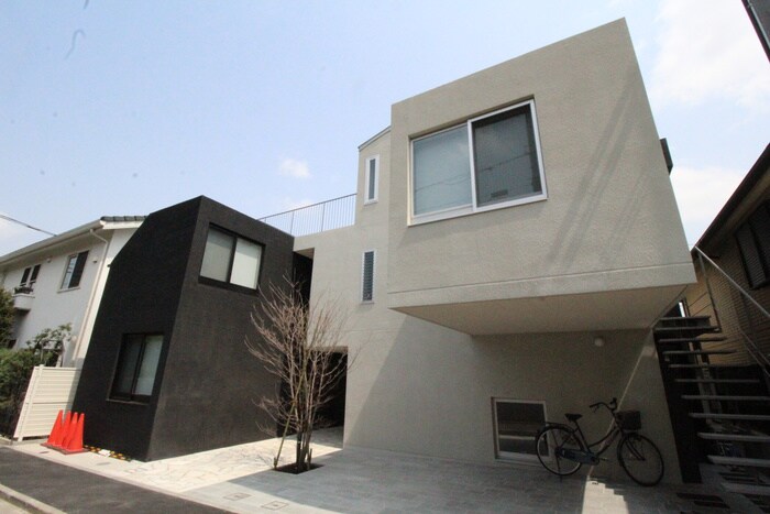 フリーダム315の物件外観写真