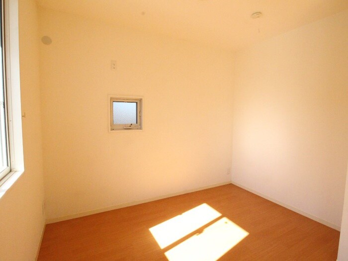 ルミエールB棟の物件内観写真