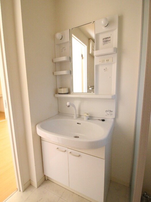 ルミエールB棟の物件内観写真