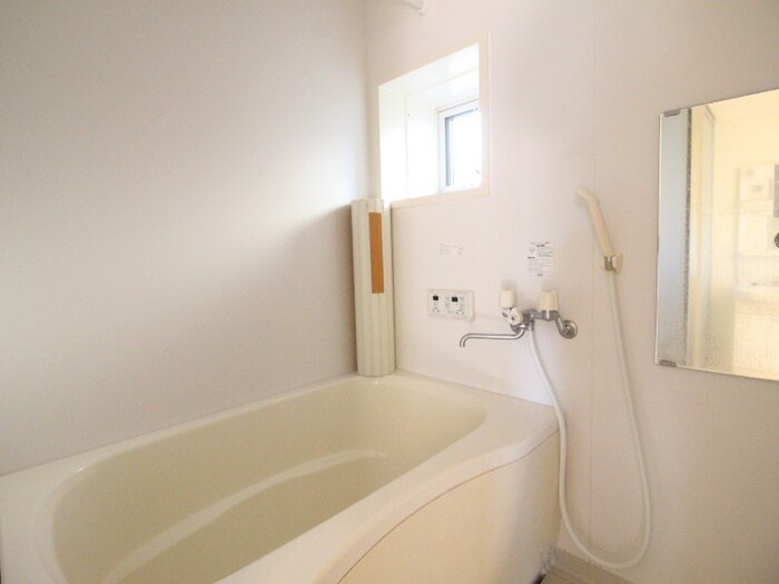 ルミエールB棟の物件内観写真