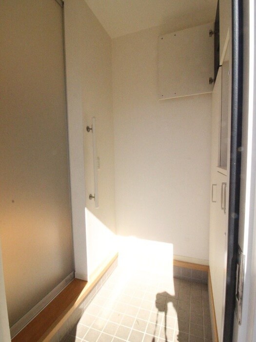 ルミエールB棟の物件内観写真