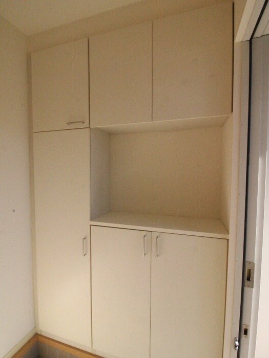 ルミエールB棟の物件内観写真