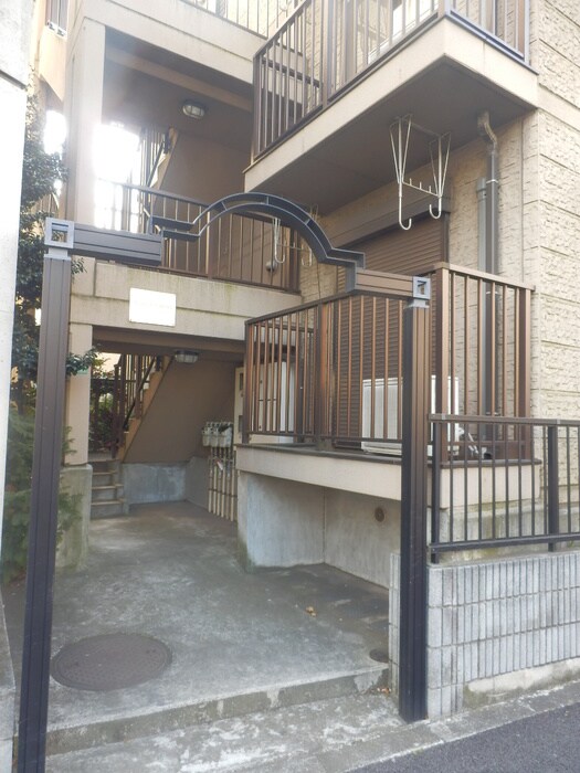 メゾン・ド・カメリアの物件外観写真